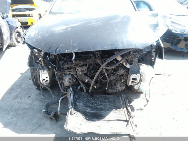 WA1EFEFSXFR001598 Audi Q3 Progressiv