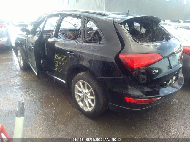 WA1CFCFP2EA090216 Audi Q5 PREMIUM
