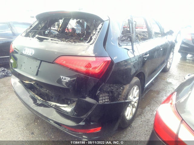 WA1CFCFP2EA090216 Audi Q5 PREMIUM
