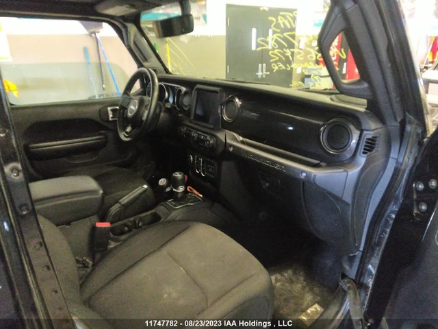 1C4HJXDN0MW865472 Jeep Wrangler Unlimited Sport Altitude
