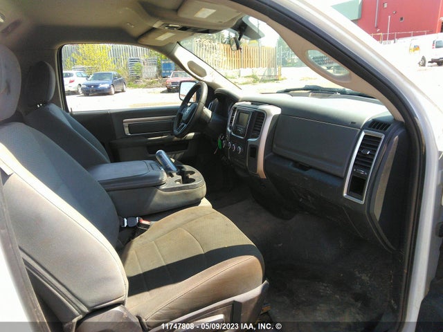 3C6JR6EGXHG648852 RAM 1500 Slt