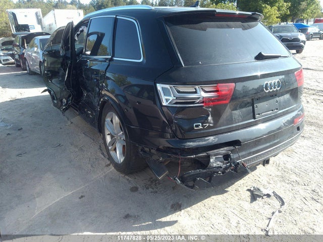 WA1WAAF73HD049550 Audi Q7 3.0t Technik