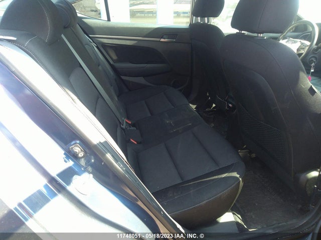 Hyundai ELANTRA GL 2017 KMHD84LFXHU380160 Image 10