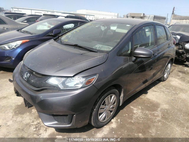 Honda FIT LX 2017 3HGGK5H56HM101236 Image 2