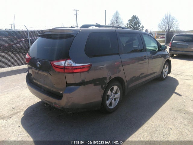 Toyota SIENNA LE 2015 5TDKK3DC0FS583524 Image 6