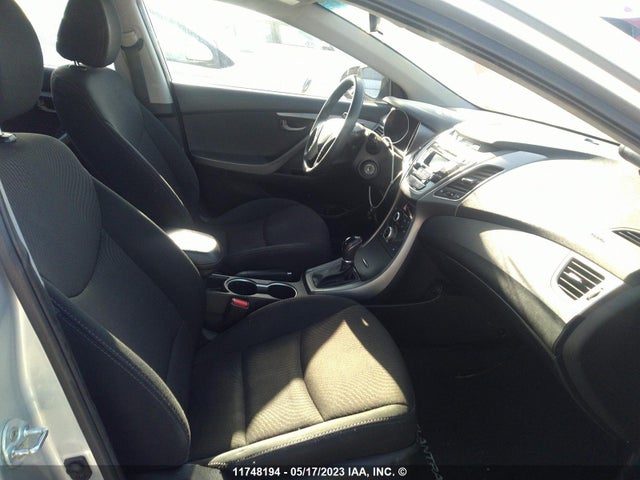 Hyundai ELANTRA GL 2016 5NPDH4AE3GH790886 Image 6