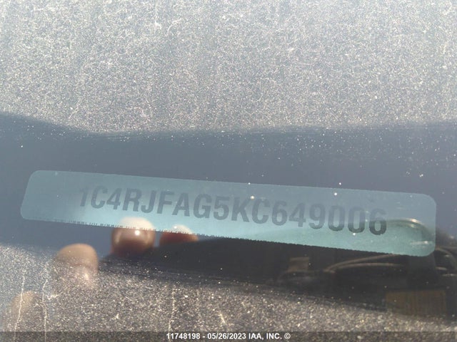 1C4RJFAG5KC649006 Jeep Grand Cherokee Laredo