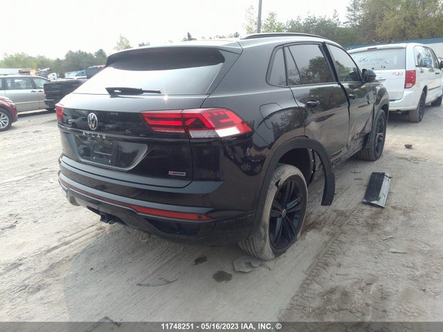 1V2AE2CA7NC225882 Volkswagen Atlas Cross Sport Se
