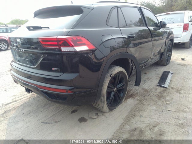 1V2AE2CA7NC225882 Volkswagen Atlas Cross Sport Se
