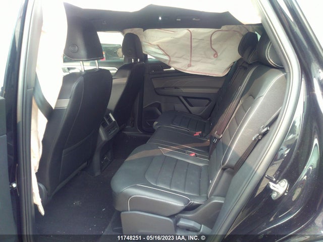 1V2AE2CA7NC225882 Volkswagen Atlas Cross Sport Se