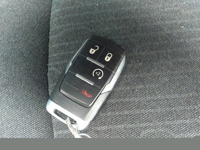 3C63RRBL6LG176086 RAM 3500 Big Horn