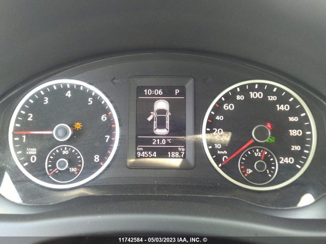 WVGMV7AX4HK017256 Volkswagen Tiguan Comfortline