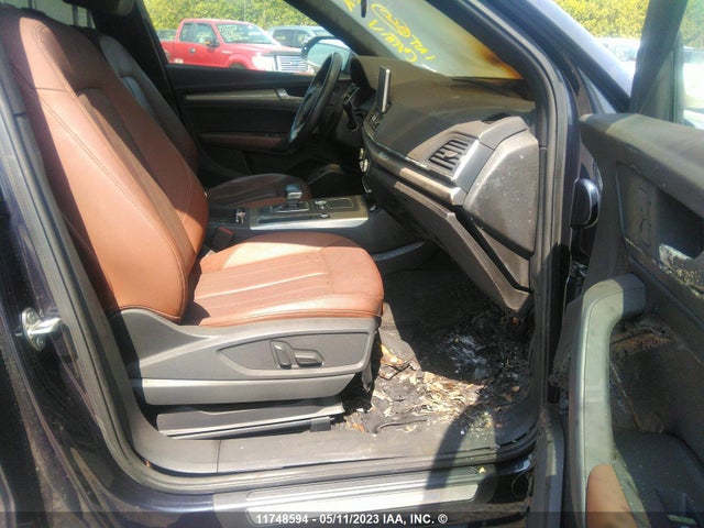 WA1BNAFY1J2181901 Audi Q5 Premium Plus