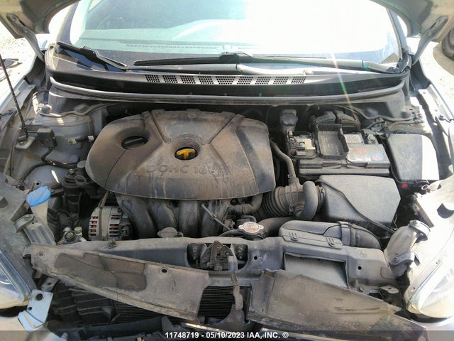 Hyundai ELANTRA GL 2015 5NPDH4AE1FH593696 Image 10