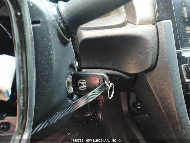 Honda Civic Hatchback Lx 2017 SHHFK7H23HU300405 Image 3