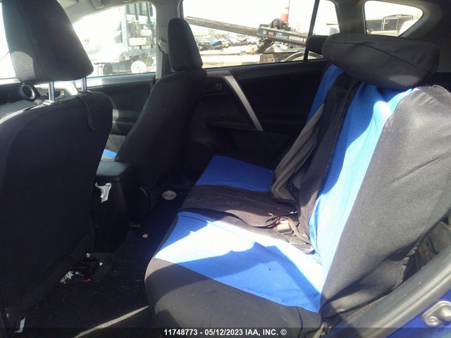 Toyota RAV4 LE 2015 2T3BFREV9FW349260 Image 8