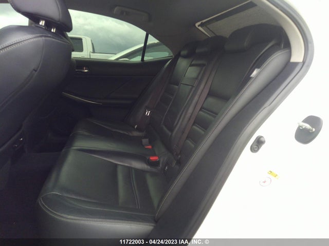 Lexus IS 250 2014 JTHCF1D27E5002656 Image 9