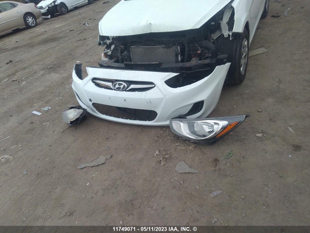 Hyundai ACCENT GL 2014 KMHCT4AE1EU720666 Image 4