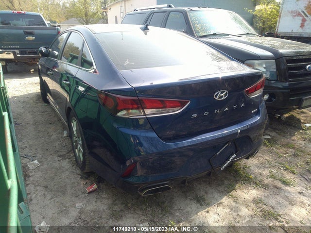 11749210 :رقم المزاد ، 5NPE34AFXJH640017 vin ، 2018 Hyundai Sonata Sport مزاد بيع