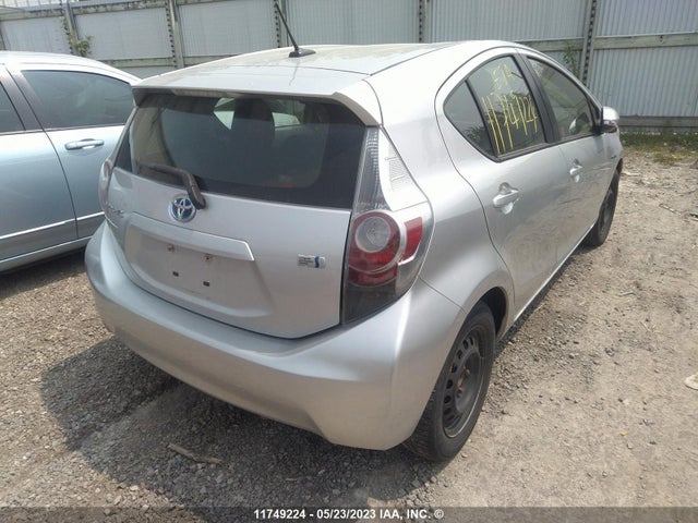 Toyota PRIUS 2014 JTDKDTB37E1571850 Image 6