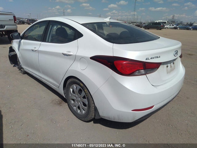 Hyundai ELANTRA GL 2015 5NPDH4AE6FH639989 Image 4