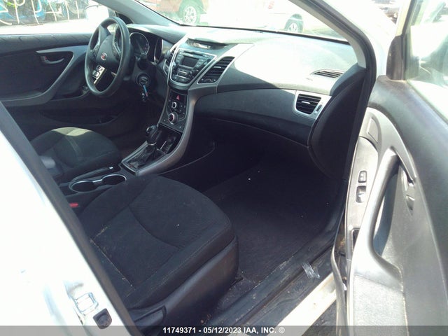 Hyundai ELANTRA GL 2015 5NPDH4AE6FH639989 Image 6
