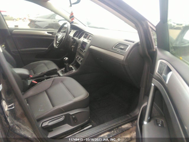3VW117AU9FM011299 Volkswagen GOLF