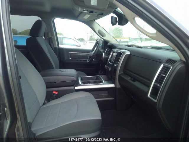 3C6RR7LG7NG242034 RAM 1500 Classic Slt