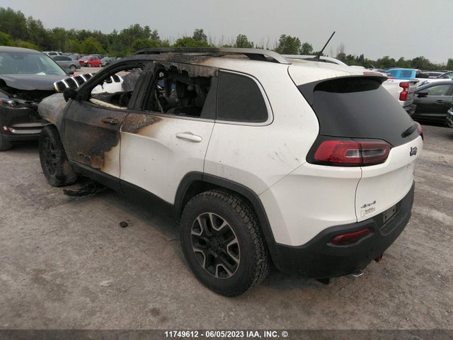 1C4PJMCS4EW128875 Jeep Cherokee Latitude