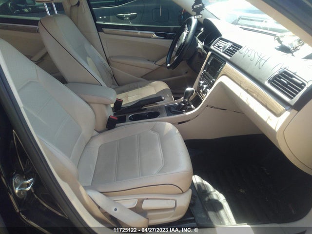 1VWBS7A39GC020709 Volkswagen PASSAT SE