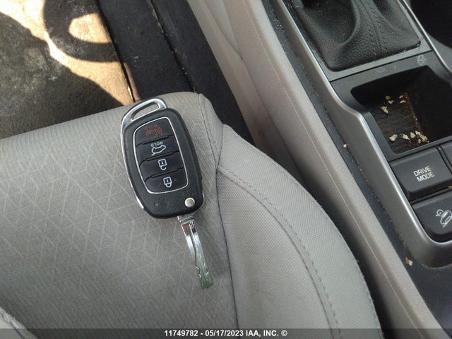 Hyundai TUCSON SE 2017 KM8J23A42HU513574 Image 11