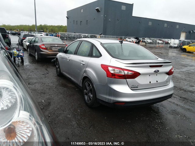 Ford FOCUS SE 2014 1FADP3F26EL352339 Image 4