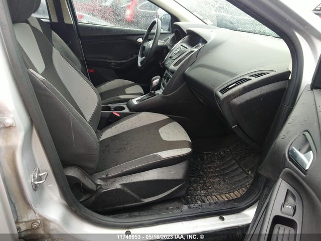 Ford FOCUS SE 2014 1FADP3F26EL352339 Image 6