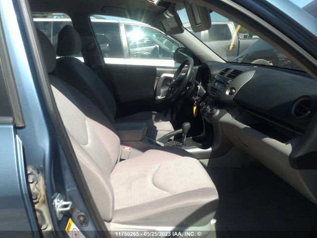 11750265 :رقم المزاد ، JTMBD33V185211745 vin ، 2008 Toyota Rav4 Base مزاد بيع