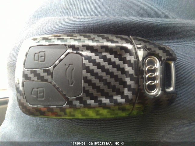 WA1CNAFY5J2143253 Audi Q5 Prestige
