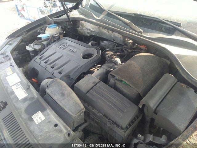 Volkswagen PASSAT SEL 2014 1VWCN7A36EC006260 Image 11