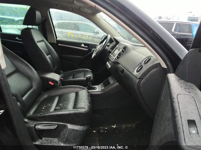 WVGJV7AXXFW520072 Volkswagen Tiguan S/se/sel/r-line