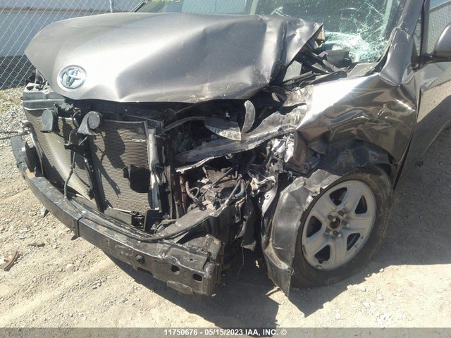 Toyota SIENNA SE 2016 5TDXK3DC5GS714051 Image 8