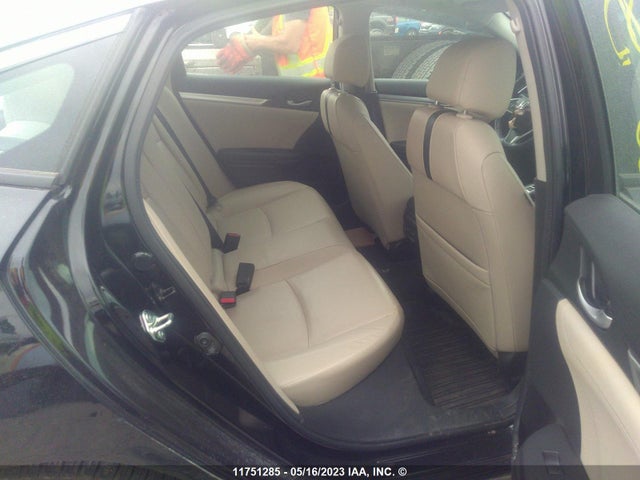 Honda Civic Touring 2017 2HGFC1F95HH101623 Image 10