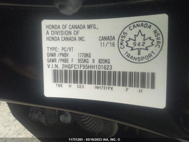 Honda Civic Touring 2017 2HGFC1F95HH101623 Image 9