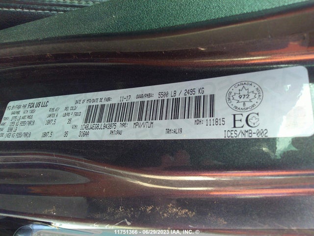 1C4BJWEG8JL843975 Jeep Wrangler Unlimited Sahara