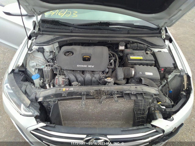 Hyundai ELANTRA SE 2017 5NPD74LF2HH150503 Image 12