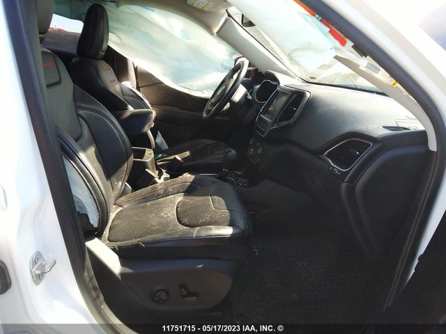 1C4PJMBX2KD276933 Jeep Cherokee Trailhawk Elite