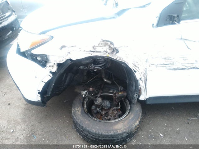 Toyota Rav4 Xle 2015 2T3RFREV2FW339278 Image 8