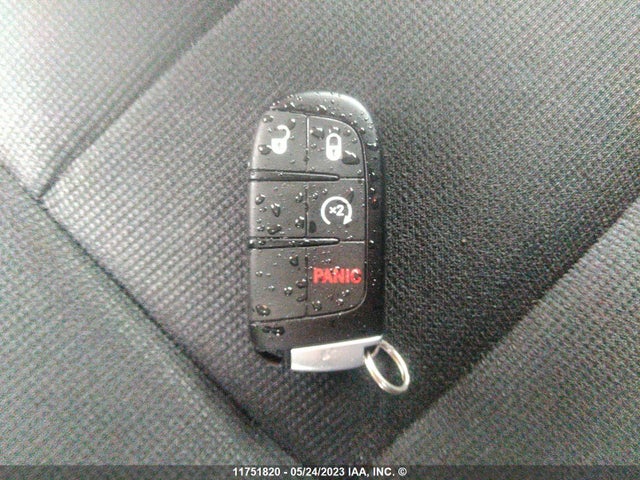 1C4RJFAG1HC752562 Jeep Grand Cherokee Laredo
