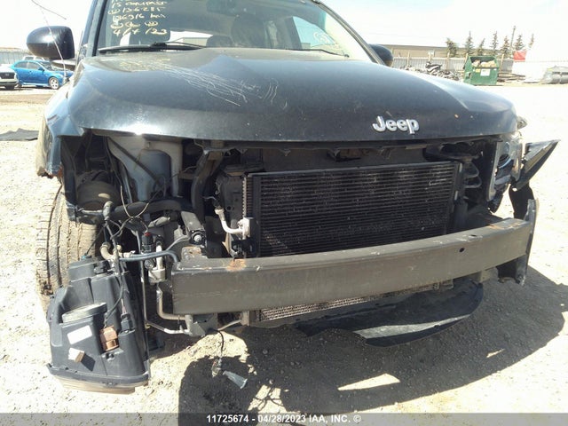 1C4NJDCB6FD136285 Jeep Compass Limited