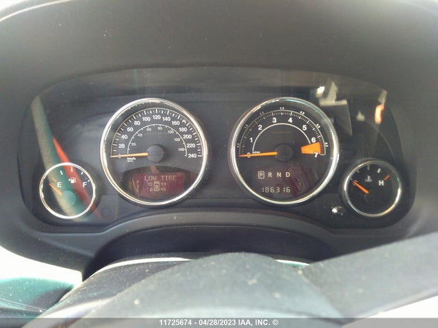 1C4NJDCB6FD136285 Jeep Compass Limited