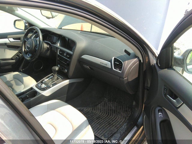 WAUKFCFL9FN027295 Audi A4 Prestige
