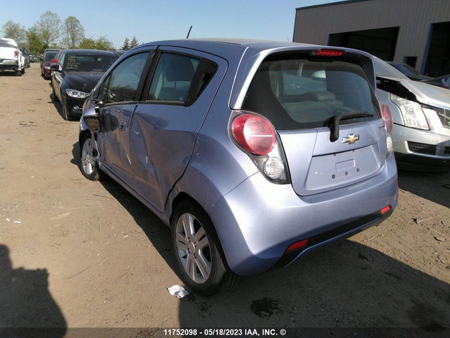 Chevrolet Spark Lt 2015 KL8CD6S96FC766959 Image 3