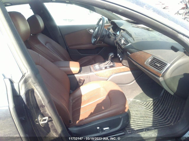 WAUWGAFC9GN111623 Audi A7 Premium Plus